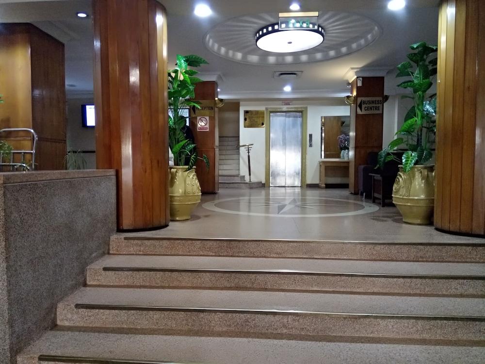 New Ambassador Hotel Harare Dış mekan fotoğraf
