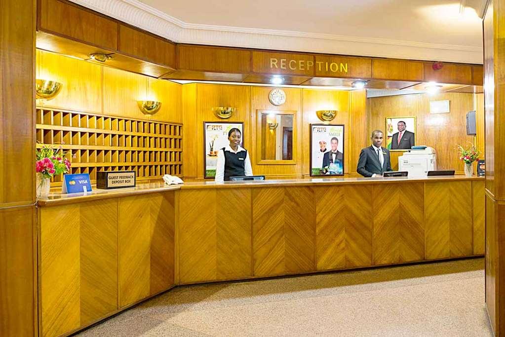 New Ambassador Hotel Harare İç mekan fotoğraf