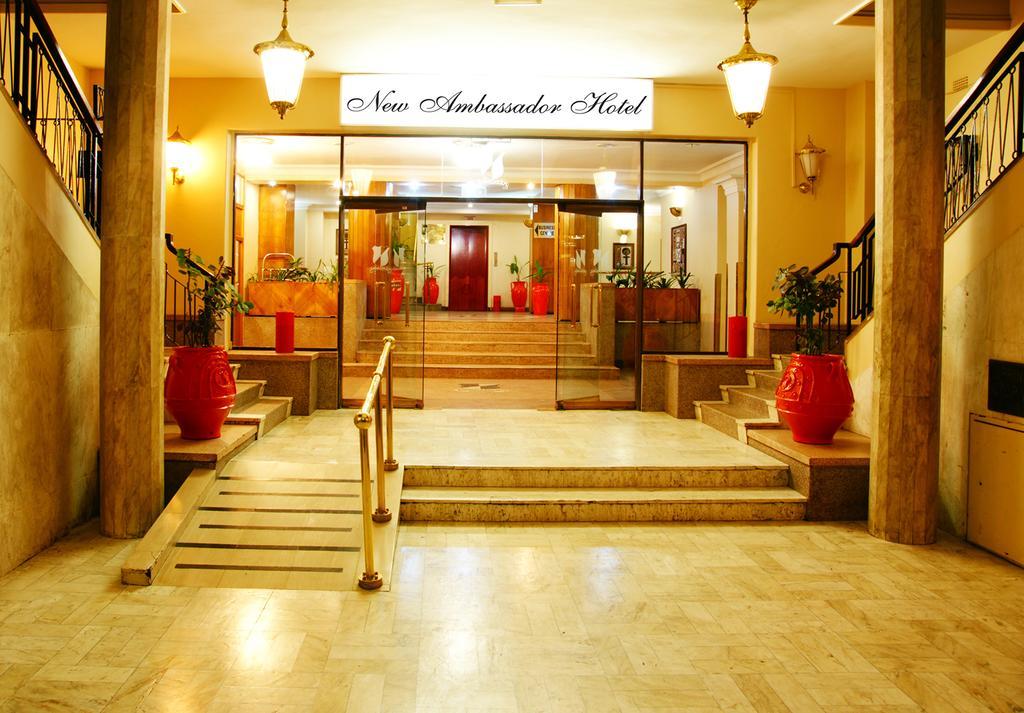 New Ambassador Hotel Harare Dış mekan fotoğraf